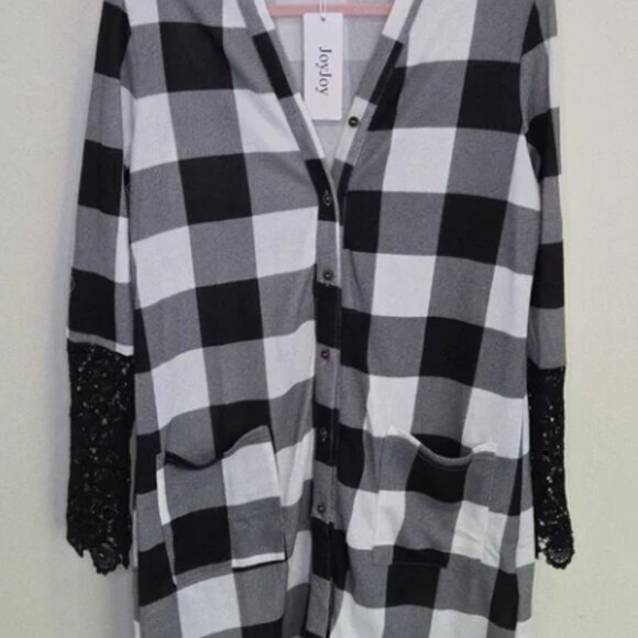 NWT-S- Joy Joy -Black and White BIG SQUARES Top - Picture 1 of 5